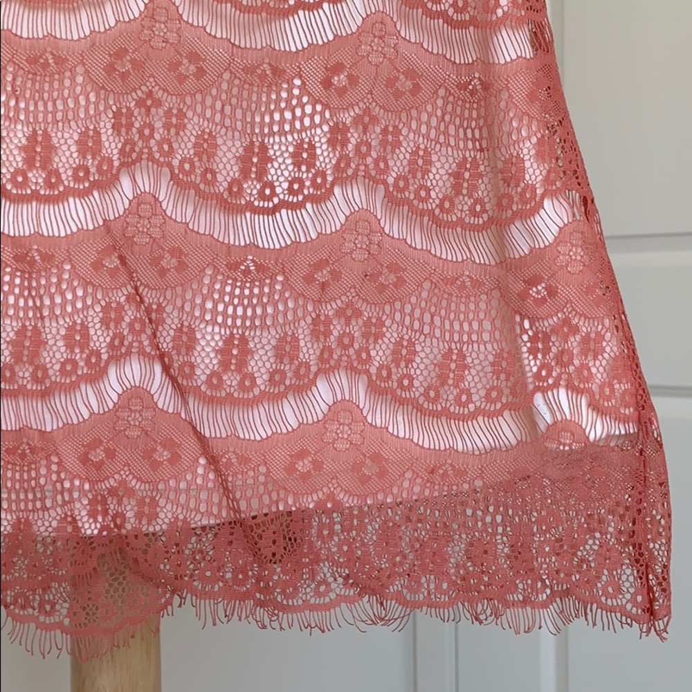 Ann Taylor Pink Lace Shell - Picture 4 of 6